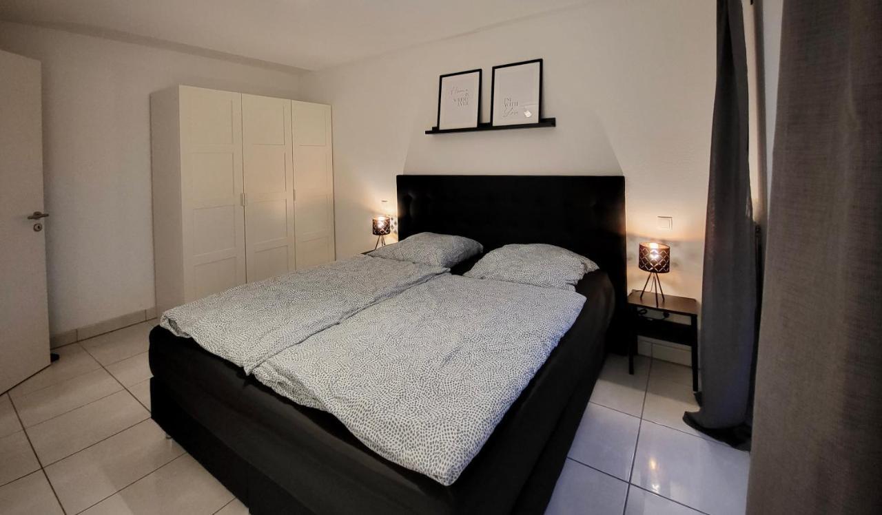 Schoene Und Ruhige Wohnung Direkt An Der Mosel Koblenz  Exterior photo